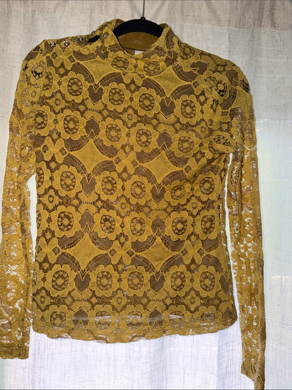 Maeve by Anthropology Women's Small Lace Mock-Neck Top in Mustard